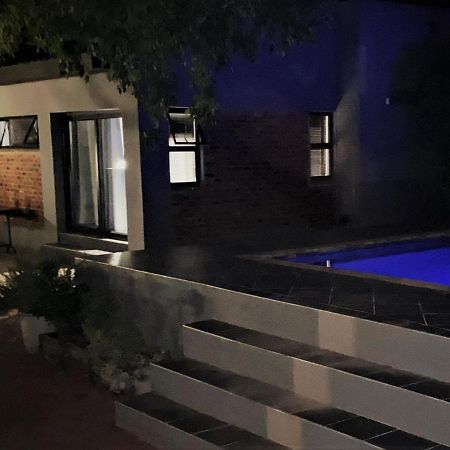 46 On Allcock Guest Apartment & Luxury Room Pretoria-Noord Buitenkant foto